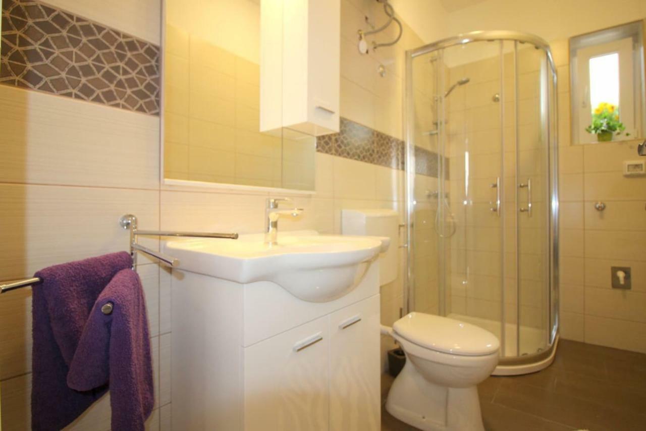 Apartment Noemi In City Center Poreč Exteriér fotografie